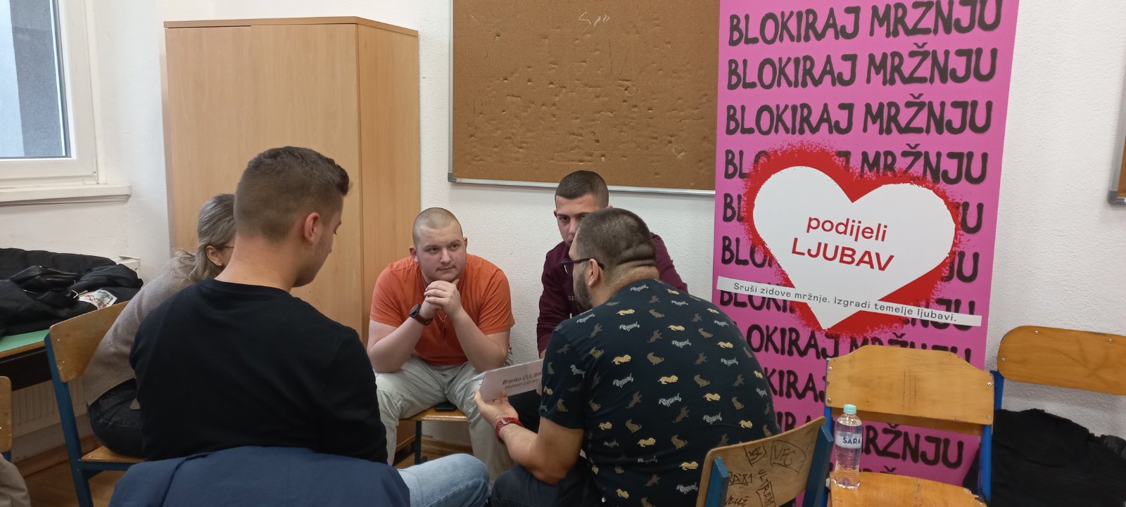 IMG e4ee88b5f7f5857e19e7a8f2b598cada V